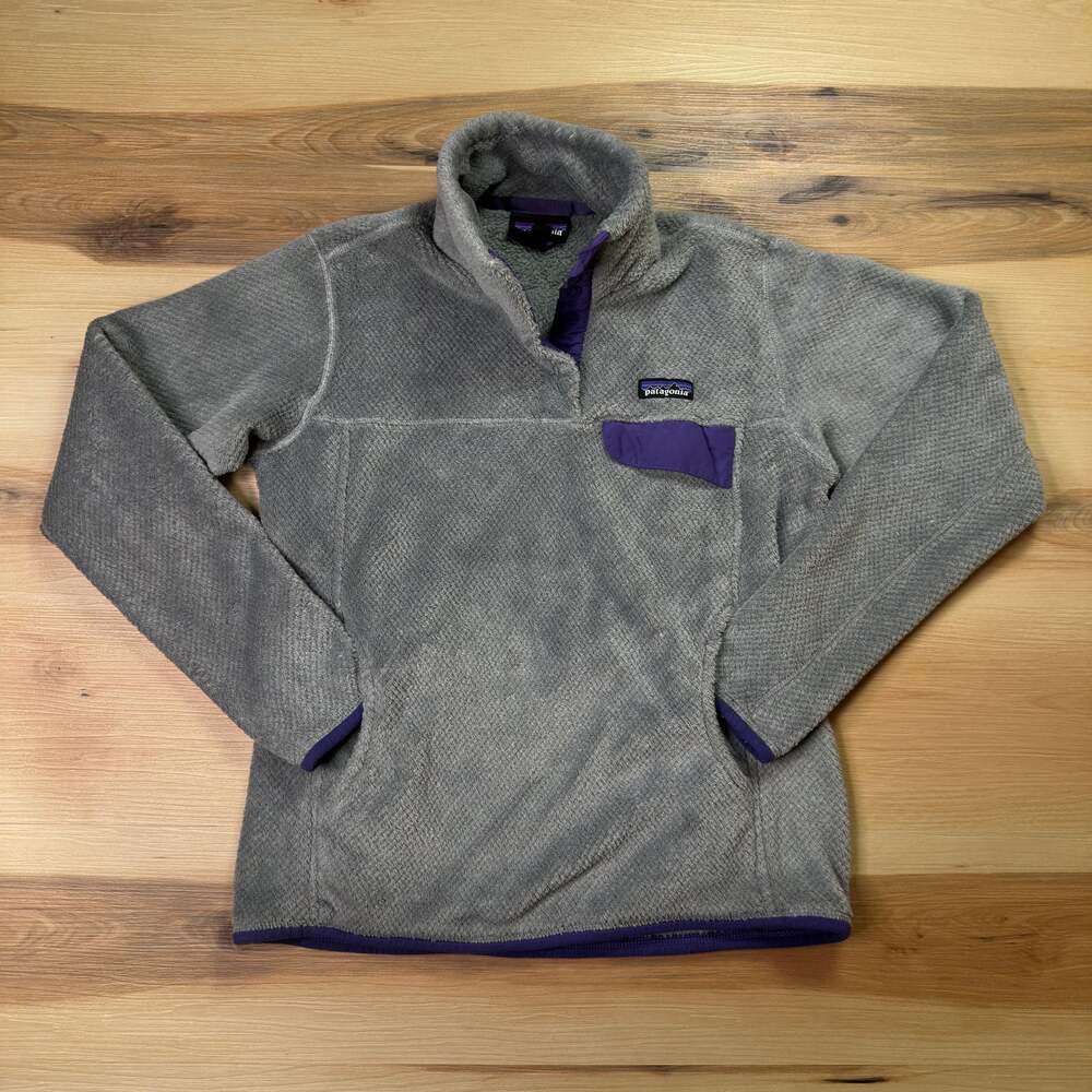 PATAGONIA Women's Re-Tool Snap-T® Fleece Pullover Jacket Gray with Purple Accent